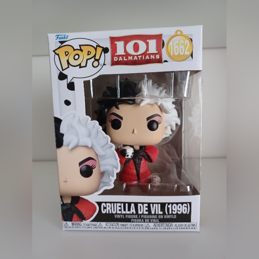 Disney Cruella De Vil (1996) From 101 Dalmations 1662 Vinyl Figure Funko Pop